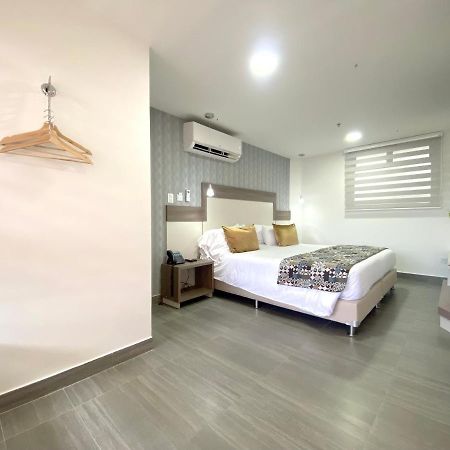 Seven Inn Hotel Medellin Ngoại thất bức ảnh
